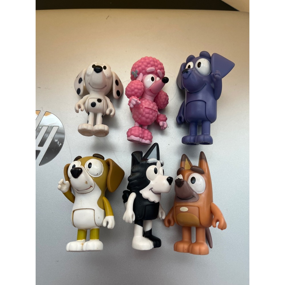 Bluey Friends 6-Pack Figure Lot Chloe Coco Jean Luc Lucky Mackenzie Rusty